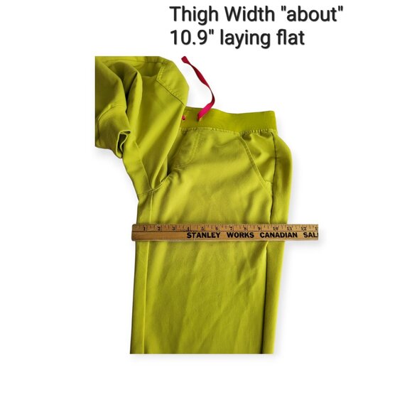Figs Technical Collection limeade slim fit drawstring scrub pants in size XS - Picture 9 of 11